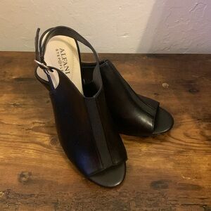 Alfani jalenne heeled peep toe booties in black color Size 8M